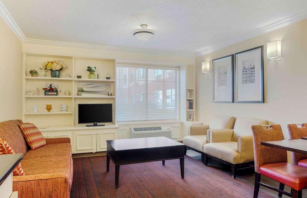 Extended Stay America Suites - Boston - Waltham - 32 4Th Ave Restaurant bilde